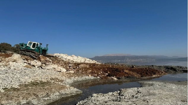 Eğirdir Gölü’nün düdenlerini kapatmak bilimsel değil!